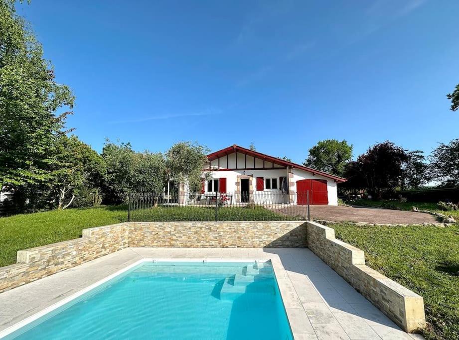 Maison Avec Piscine Caro  Zewnętrze zdjęcie