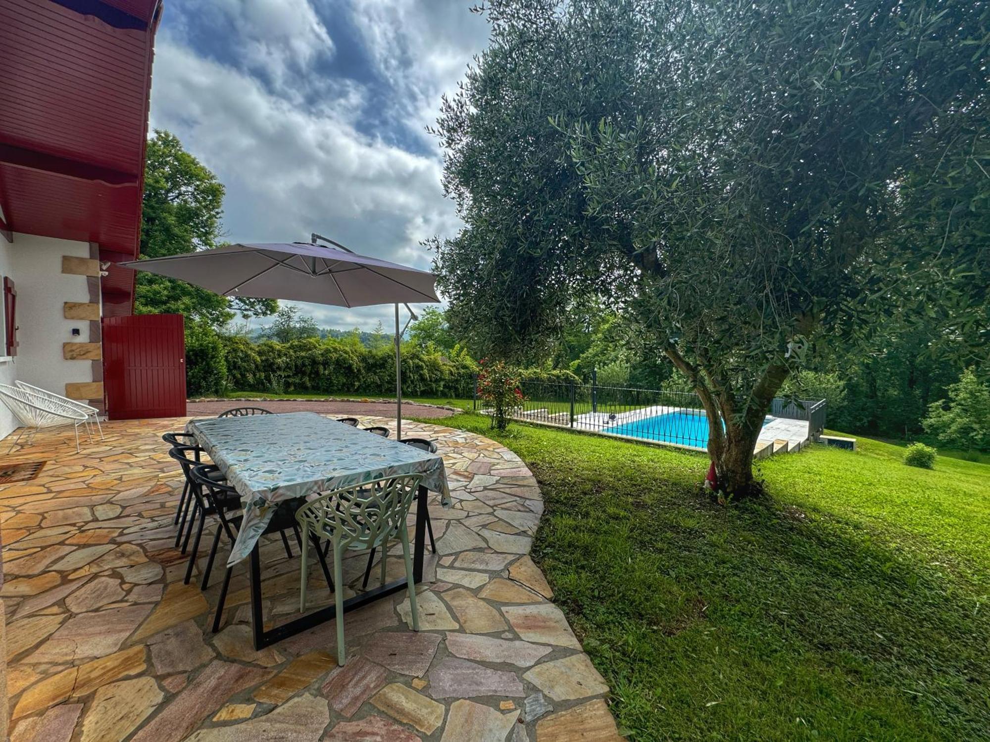 Maison Avec Piscine Caro  Zewnętrze zdjęcie